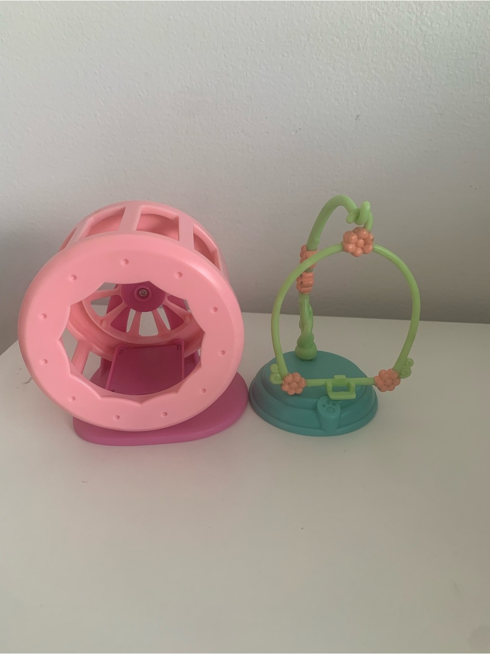 Littlest pet shop accesories